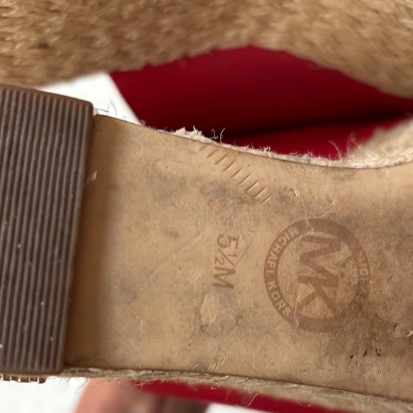 Michael Kors Red Leather Cunningham wedge sandals sz 5 1/2 - Picture 10 of 10